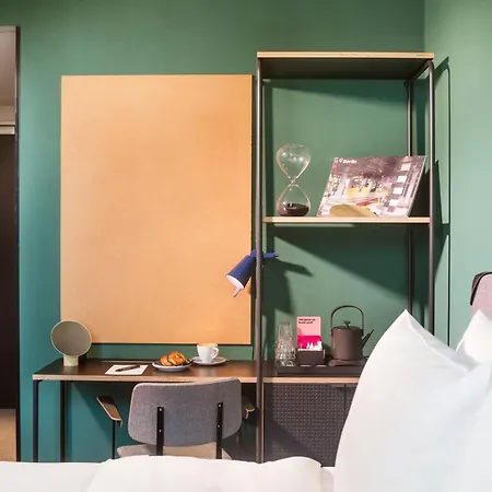 Hotel The Social Hub Alexanderplatz 4*