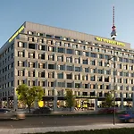The Social Hub Alexanderplatz מלון 4*