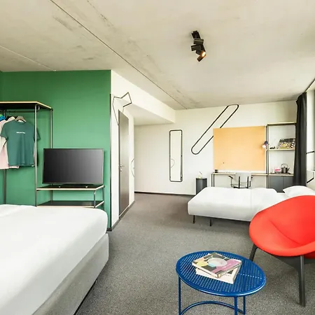 酒店 The Social Hub Alexanderplatz 4*