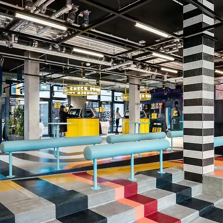 The Social Hub Alexanderplatz Otel