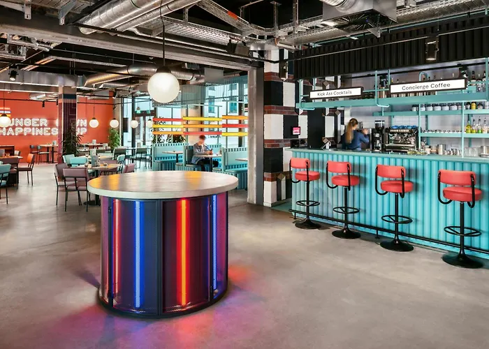 The Social Hub Alexanderplatz Ξενοδοχείο 4*