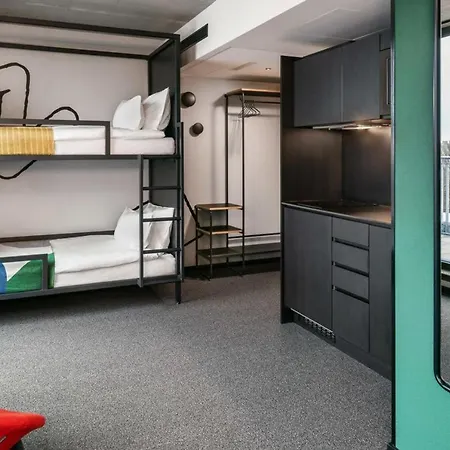 The Social Hub Alexanderplatz Hotel 4*