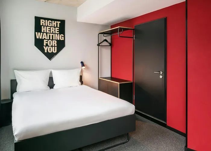 فندق The Social Hub Alexanderplatz 4*