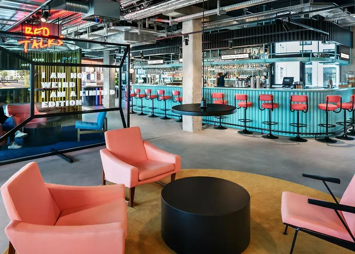 The Social Hub Alexanderplatz فندق برلين